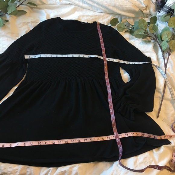 Roolee | Peplum Sweater W20 - Picture 5 of 8